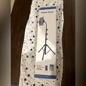 Tripod Stand for phone or tablet